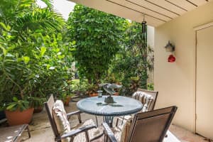 388 Golfview Rd, North Palm Beach, FL 33408, Sold 10/07/22