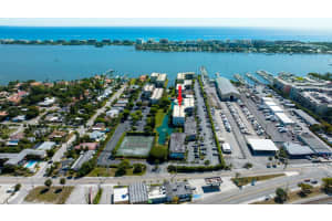 300 Waterway Dr S APT 405, Lantana, FL 33462, Sold 09/30/22