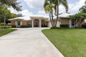 5200 SW Orchid Bay Dr, Palm City, FL 34990, Sold 10/07/22