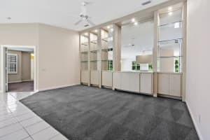 4305 Royal Oak Dr, Palm Beach Gardens, FL 33410, Sold 08/24/22