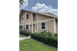 112 Maplecrest Cir, Jupiter, FL 33458, Sold 09/30/22