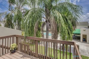 635 Executive Center Dr, West Palm Beach, FL 33401, Sold 09/16/22