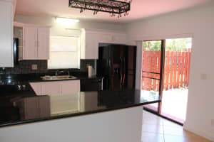 1302 Nebraska Ave, Fort Pierce, FL 34950, Sold 10/07/22