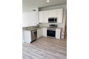 1106 Pinewood Lake Ct, Greenacres, FL 33415, Sold 10/31/22