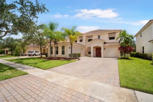 118 Palm Beach Plantation Blvd, Royal Palm Beach, FL 33411, Sold 09/16/22