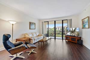 800 Uno Lago Dr APT 301, Juno Beach, FL 33408, Sold 09/07/22