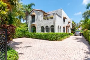 287 Valencia Rd, West Palm Beach, FL 33401, Sold 02/10/23