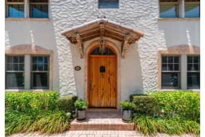 287 Valencia Rd, West Palm Beach, FL 33401, Sold 02/10/23