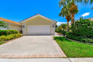 8113 SE Peppercorn Ct, Hobe Sound, FL 33455, Sold 09/29/22