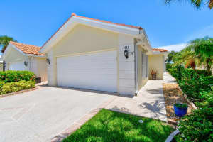 8113 SE Peppercorn Ct, Hobe Sound, FL 33455, Sold 09/29/22