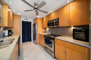 899 Jeffery St, Boca Raton, FL 33487, Sold 11/04/22