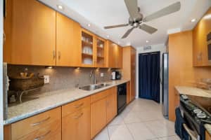 899 Jeffery St, Boca Raton, FL 33487, Sold 11/04/22