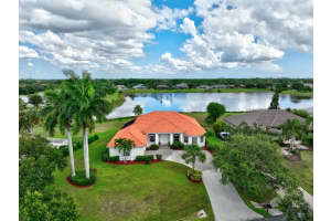 4826 SW Lake Grove Cir, Palm City, FL 34990, Sold 01/26/23