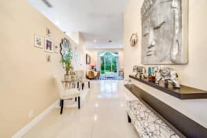 5025 Mallards Pl, Coconut Creek, FL 33073, Sold 10/14/22