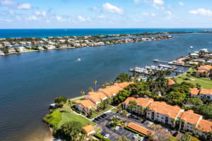 180 Yacht Club Way, Hypoluxo, FL 33462, Sold 10/18/22