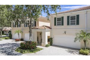 12  Live Oak Circle, Tequesta, FL 33469 Sold 08/31/22