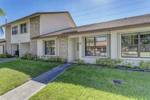 1200 Parkside Green Dr, Greenacres, FL 33415, Sold 09/16/22