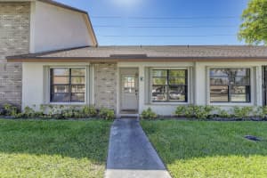 1200 Parkside Green Dr, Greenacres, FL 33415, Sold 09/16/22