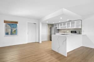 801 Meridian Ave, Miami Beach, FL 33139, Sold 10/17/22