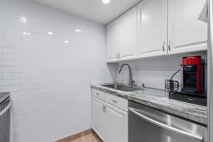 892 SW 9th Street Circle   1, Boca Raton, FL 33486 Sold 09/30/22