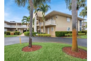 419  Us Highway 1    215, North Palm Beach, FL 33408 Sold 10/28/22