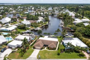 63 SW Riverway Boulevard, Palm City, FL 34990 Sold 03/31/23