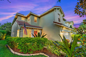 6007 SE Crooked Oak Avenue, Hobe Sound, FL 33455 Sold 09/21/22