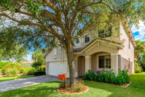 5729 SE Crooked Oak Ave, Hobe Sound, FL 33455, Sold 09/19/22