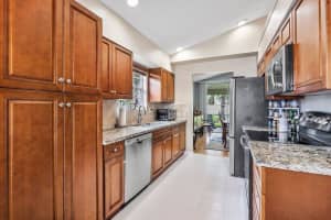 1560  Lake Breeze Drive, Wellington, FL 33414 Sold 11/07/22