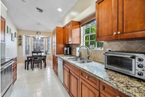 1560  Lake Breeze Drive, Wellington, FL 33414 Sold 11/07/22