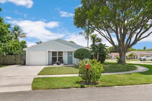 10214  Mikado Lane, Royal Palm Beach, FL 33411 Sold 09/21/22