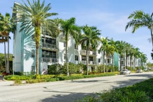 365 SE 6th Ave APT 307, Delray Beach, FL 33483, Sold 08/29/22