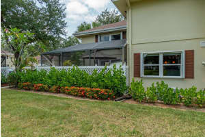 37 Danbury Ct, Royal Palm Beach, FL 33411, Sold 10/28/22