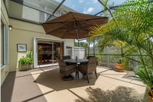 37 Danbury Ct, Royal Palm Beach, FL 33411, Sold 10/28/22