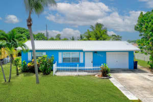 3042 NE Savannah Rd, Jensen Beach, FL 34957, Sold 12/15/22