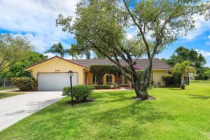 2903 NW 23rd Ct, Boca Raton, FL 33431, Sold 09/30/22