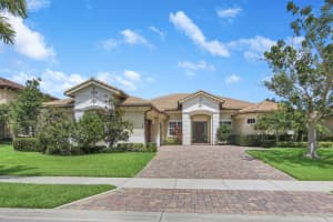 132  Steeple Circle, Jupiter, FL 33458 Sold 11/04/22