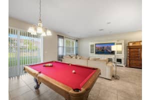 75  Dogwood Court, Royal Palm Beach, FL 33411 Sold 09/21/22