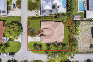 298 NW 11th Street, Boca Raton, FL 33432 Sold 10/12/22