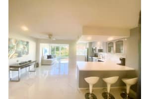 21 Colonial Club Dr APT 203, Boynton Beach, FL 33435, Sold 09/12/22