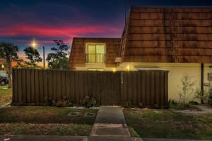 2125 White Pine Cir, Greenacres, FL 33415, Sold 09/26/22
