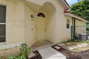 8645  Binghamton Avenue, Boynton Beach, FL 33436 Sold 09/02/22