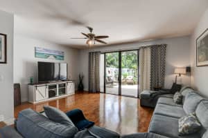 636 NE 20th Ln, Boynton Beach, FL 33435, Sold 05/11/23