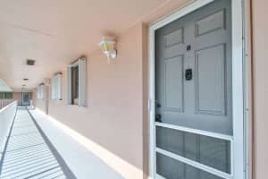 18081 SE Country Club Dr 1 8, Jupiter, FL 33469, Sold 09/19/22