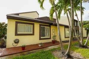 5288 Bosque Ln, West Palm Beach, FL 33415, Sold 09/30/22