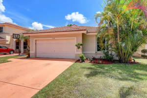 3698 Coco Lake Dr, Coconut Creek, FL 33073, Sold 10/31/22