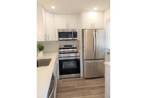 2101 NE 1st Ct, Boynton Beach, FL 33435, Sold 10/21/22