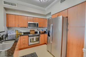 804 E Windward Way APT 603, Lantana, FL 33462, Sold 09/23/22