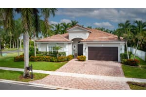 7042 Houlton Cir, Lake Worth, FL 33467, Sold 08/29/22