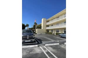 3915 S Flagler Dr, West Palm Beach, FL 33405, Sold 01/03/23